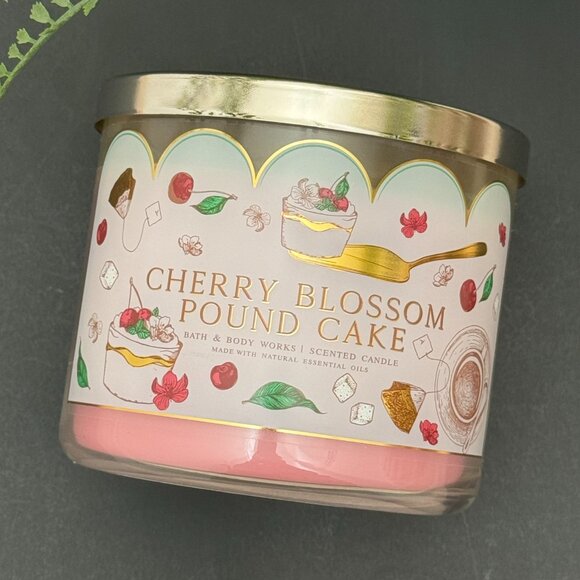 BBW Cherry Blossom Pound Cake Bath & Body Works 3 Wick Candle - Picture 5 of 10
